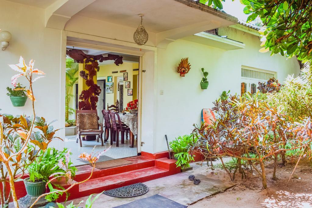 Shammie Guest House 希克杜沃 外观 照片