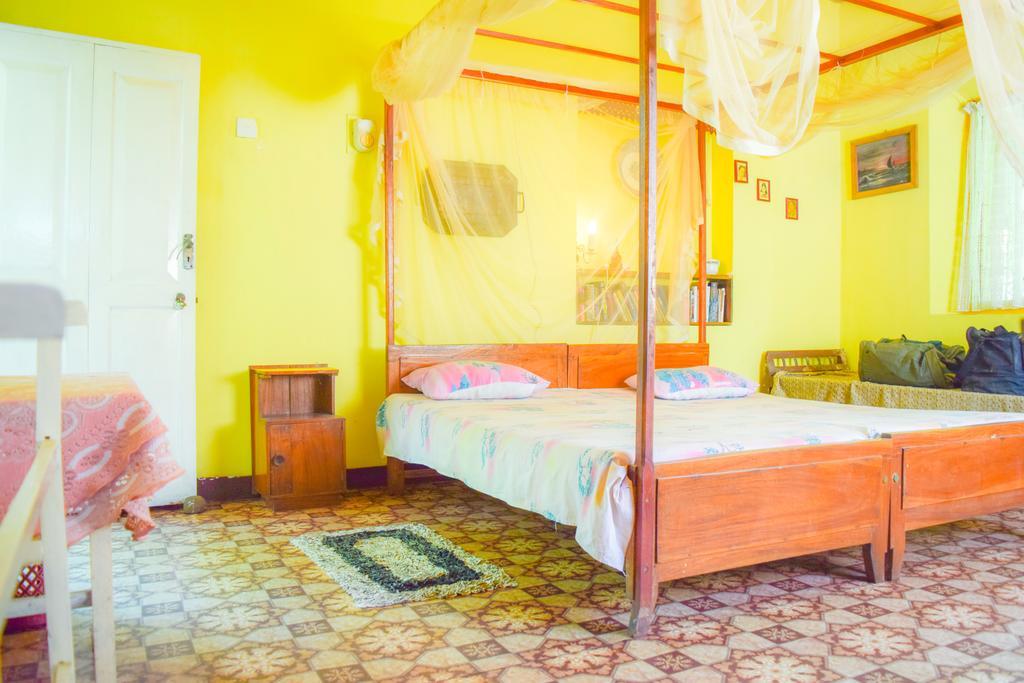 Shammie Guest House 希克杜沃 外观 照片